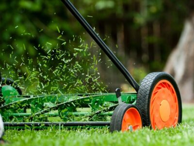 Yard Busters Landscaping - Grass-cycling Service in Calgary